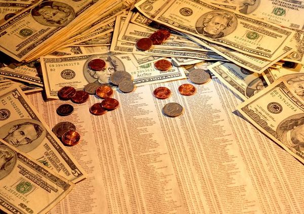 佩洛西开启众议院议长第四任期 韩国延长防疫措施